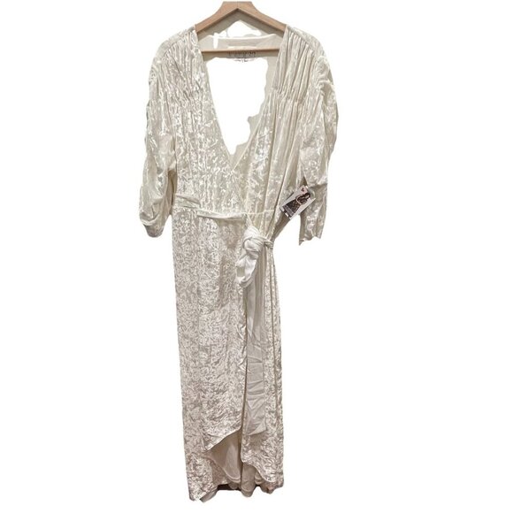 Kiyonna Cara Wrap Velvet Bridal Dress - 2XL‎ Maxi Length in Off White - Picture 1 of 7